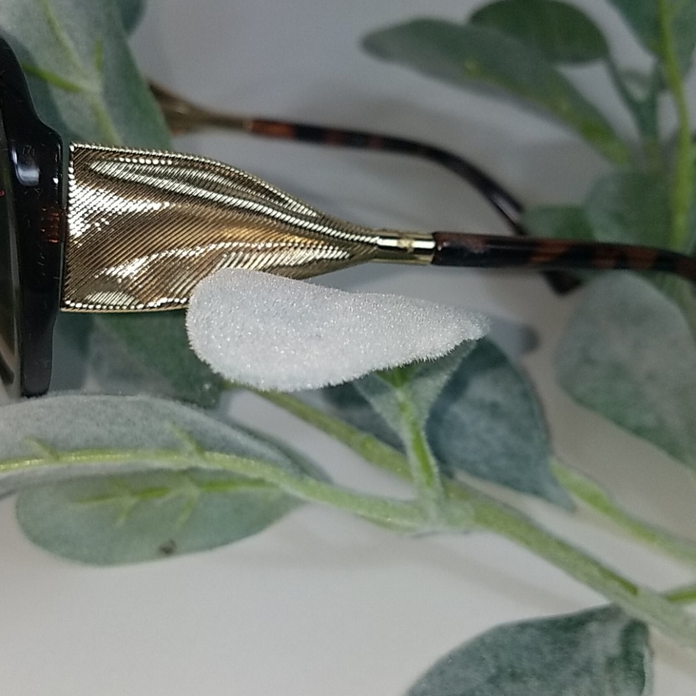 Fashion Eyewear, Tortoise Shell and gold - Picture 5 of 6